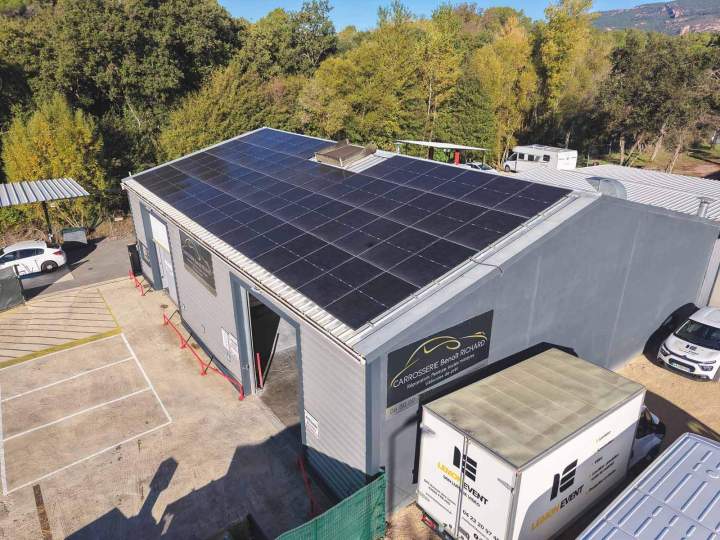 Installation de panneaux solaires Roquebrune-sur-Argens