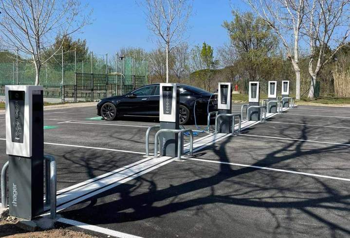 Installation de bornes de recharge Roquebrune-sur-Argens